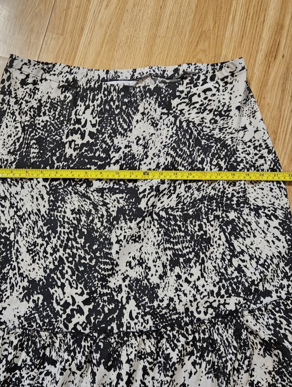 CAbi Black and White Abstract Tiered Flowy Lightweight Maxi Skirt - Picture 3 of 5